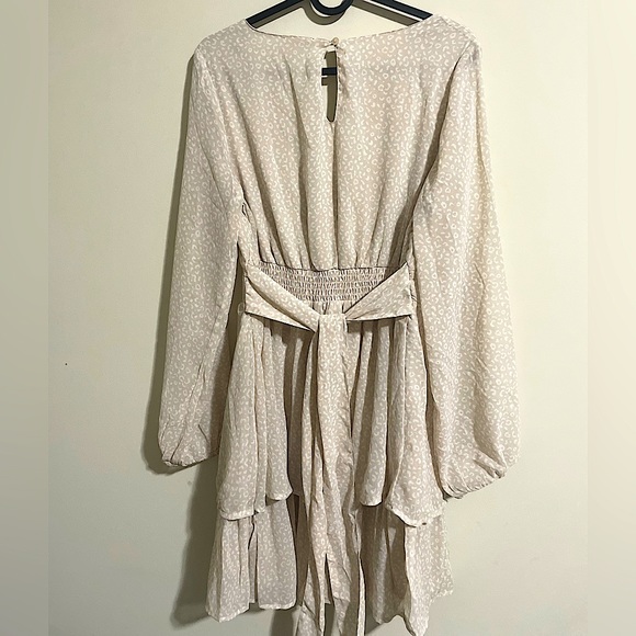 MONTEAU RUFFLE SMOCK DRESS - Picture 2 of 3